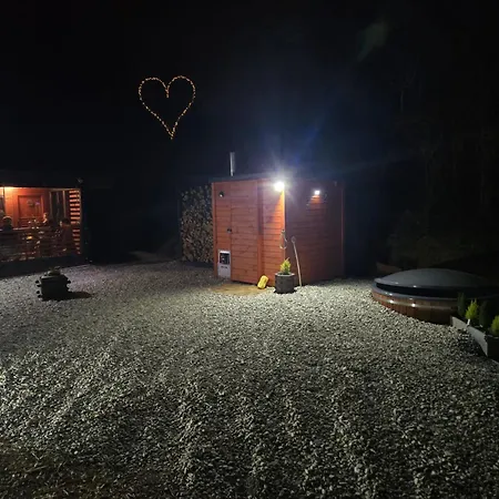Glamping U Zabky Hytte Mostkovice