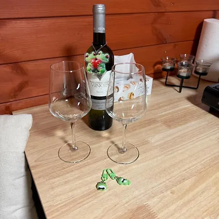 Glamping U Zabky Lodge